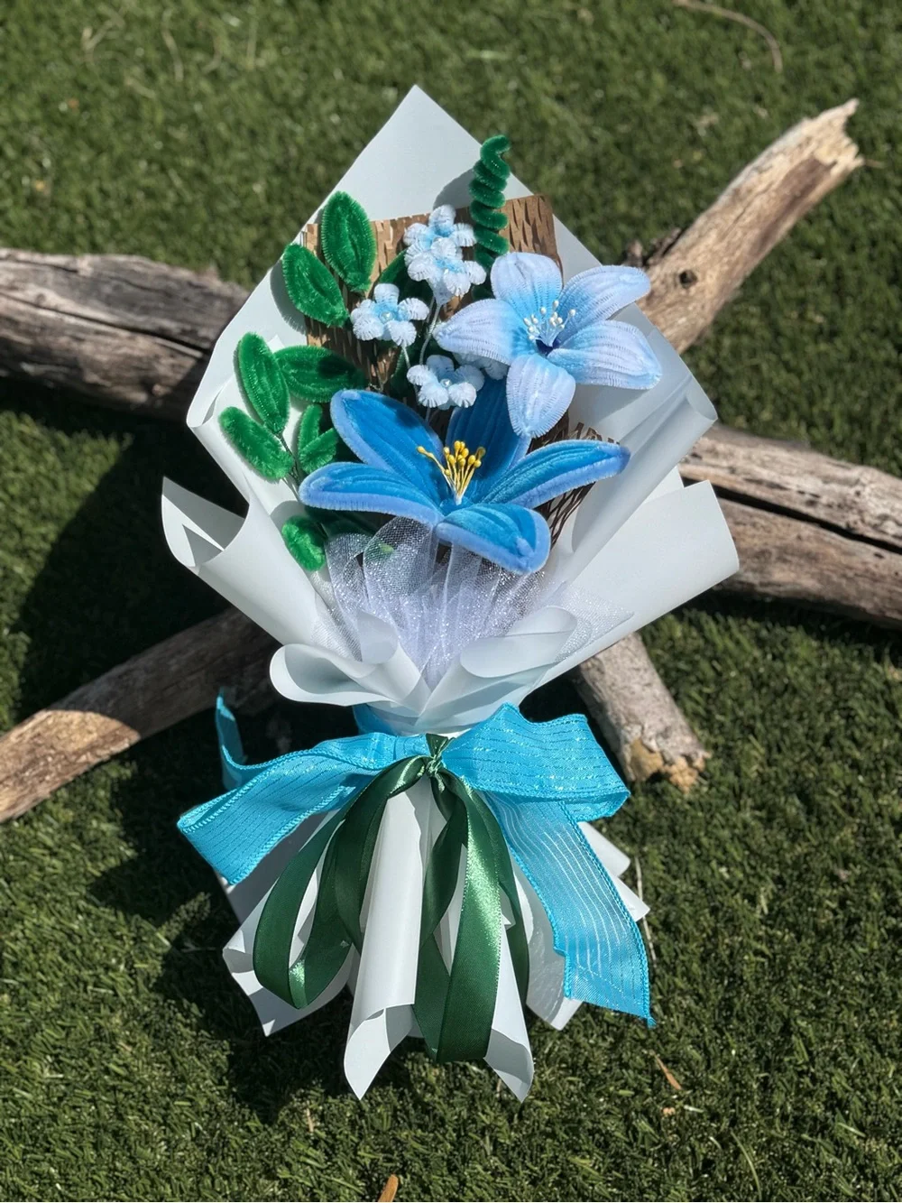 Blue Artificial Lily Bouquet Garland - Unbranded